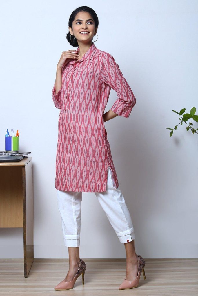 Ladies Cotton Short Kurti at Rs 380 in Jaipur | ID: 26900632488