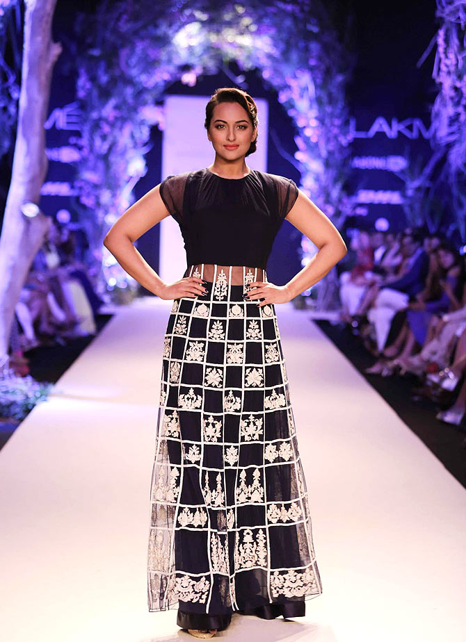 Manish Malhotra black and white kurtis 