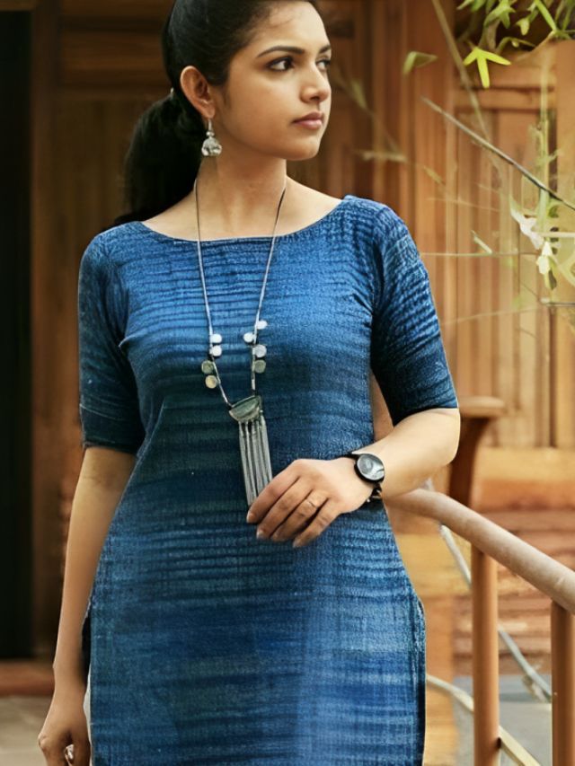 Share 178+ square neck design kurti latest