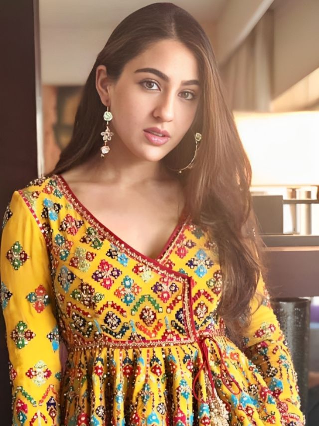 Sara Ali Khan Style Cotton Kurti Neck Designs
