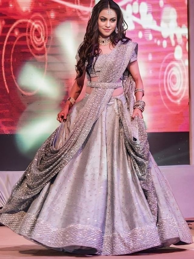 Belted Lehenga Style For Sangeet Sandhya