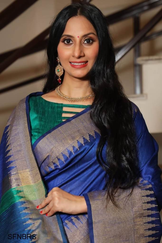 Navy Blue Weaving Silk Printed Traditional Saree