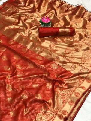 BEAUTIFUL SOFT BANARASI SILK SAREE WITH BEAUTIFUL  WEAVING