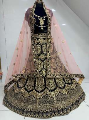 Heavy desinger Bridal Lehenga Choli Design Nb 5