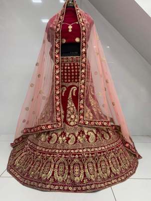 Heavy desinger Bridal Lehenga Choli Design Nb 7