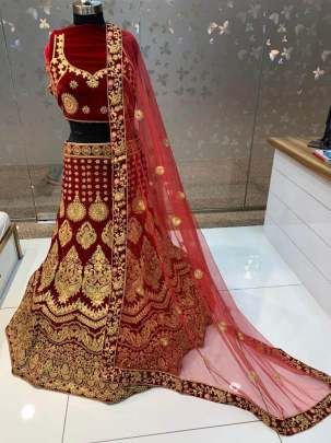 Heavy desinger Bridal Lehenga Choli Design Nb 19