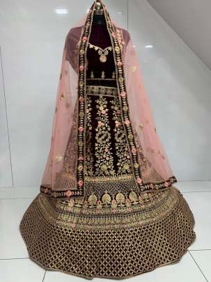 Heavy desinger Bridal Lehenga Choli Design Nb 40