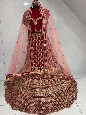 Heavy desinger Bridal Lehenga Choli Design Nb 45