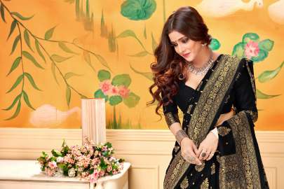 Lichi Silk Saree With Lavanya Black Color For Wedding Occation