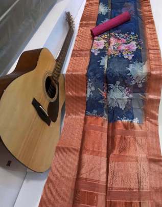 Organza Saree With Zari Wooven Pallu Contrast Red Blue Colour