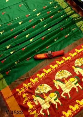 PANIHARI Banarasi Cotton Silk Saree In Green Color By Surati Fabric