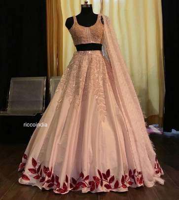 TAPETA SILK WITH  EMRODERY SIQUANCE WORK