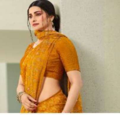 Vinay Sheesha Glitter Prachi Desai Saree Sari