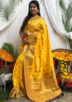 Yellow Karnika Saree In Banarasi Soft Silk