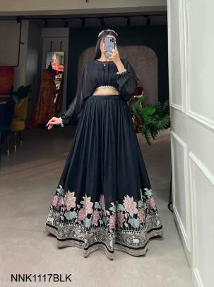 A touch of embroidery, a dash of grace – our co-ord set epitomizes the essence of timeless elegance NNK1117BLK