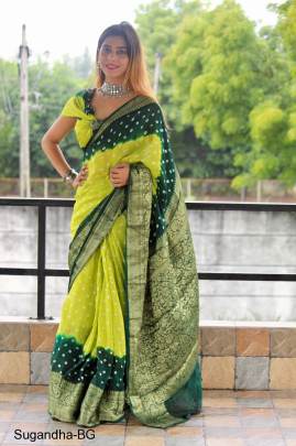 Botal Green Kanjivaram Bandhani Saree Sugandha