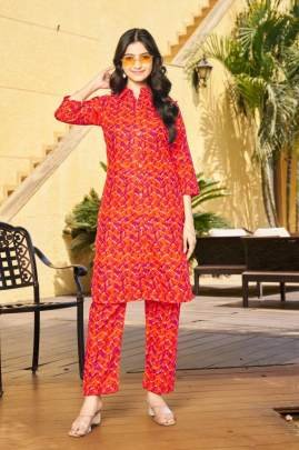 Ethnic Bloom  Trendy Orange Printed Daily Office Wear Long Kurti With Pant For Comfort & Casual Look