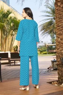 Ethnic Bloom Trendy Sky Blue Printed Daily Office Wear Long Kurti With Pant For Comfort & Casual Look