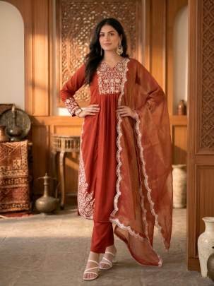 Feel the finesse of Maska cotton stitched in style NNK3031ROG