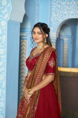 Grace that speaks for itself  Crafted in luxurious Vichitra silk, this lehenga brings a refined and royal touch to your festive wardrobe.