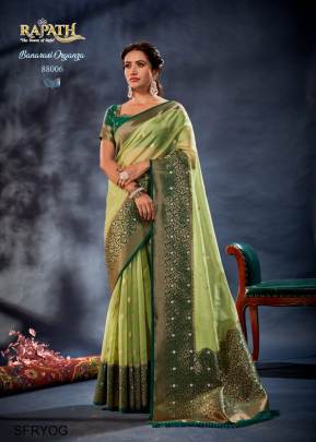 Green Banarasi Organza Silk With Contrast Blouse and Pallu