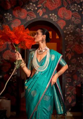 Handwoven Silk Saree in Light Rama Green