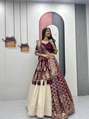 Launching wedding Special trending lengha&saree In Maroon colour blouse and cream colour lengha