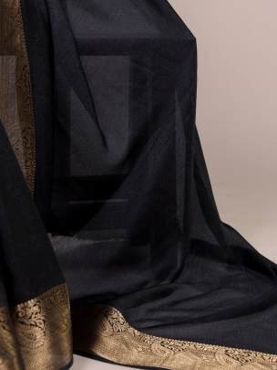 Lightweight, soft, and irresistibly smooth this Marsh Mello saree is designed for women who adore comfort without compromising on style