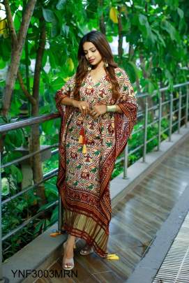 maroon Kaftan Dress Design With Digital Print On Pure Gaji Silk YNF300