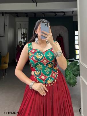 Mroon Navratri Collection 2025