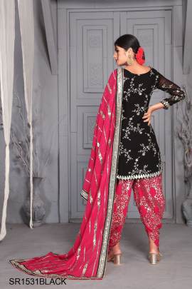 Persenting Patiyala Suit In Georgette With Heavy Embroidery Work Suit In Black SR1531