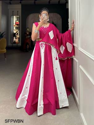 Pink And White Color To Create Best Navratri Look