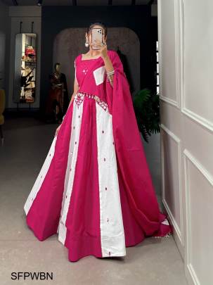 Pink And White Color To Create Best Navratri Look