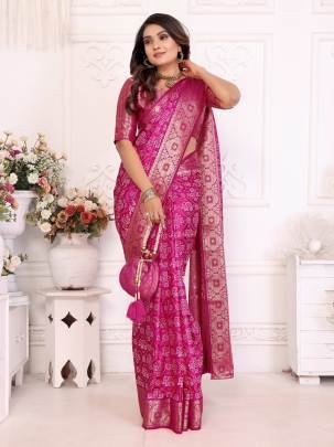 SAMSHIRA  Contrast Design Kanchi Zari Weaving Border  Pink