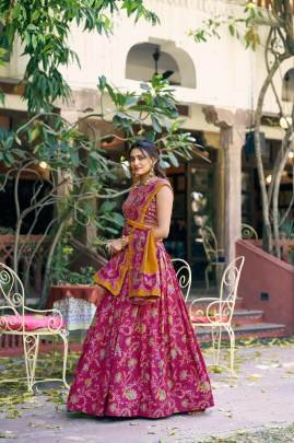 Soft tasar silk drape with radiant foil motifs    a lehenga that shines with understated luxury LNB1256PNK