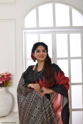 Soft Tussar Silk Saree with Temple Border with Classic Fabric Pattern in Dark Orange