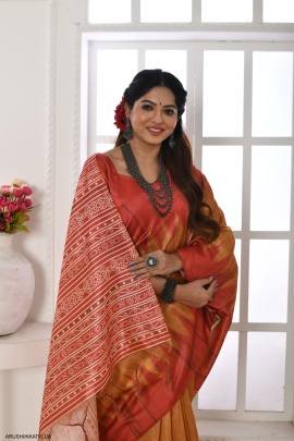 Soft Tussar Silk Saree with Temple Border with Classic Fabric Pattern in Yellow