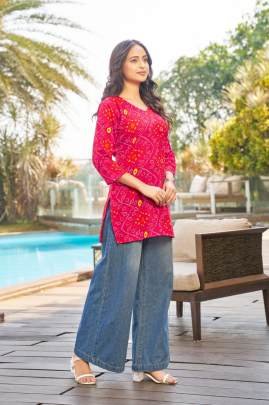 Urban Short Kurti Pink Trendy Printed for Daily Wear Comfort & Smart Look