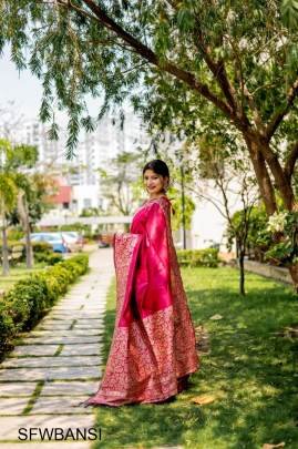 Wine Handloom Raw Silk Saree With Rich Weving Pallu And Running Blouse Piece