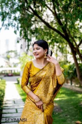 Yellow Handloom Raw Silk Saree With Rich Weving Pallu And Running Blouse Piece